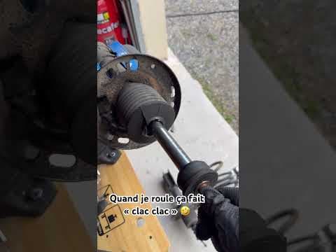 Quand je roule ça fait « clac clac » (Renault Mégane 3)